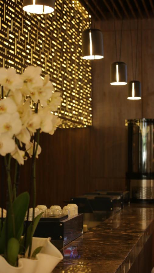 Royal Swiss Asbu Hotel Tunis Bagian luar foto