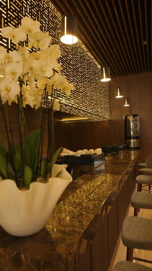 Royal Swiss Asbu Hotel Tunis Bagian luar foto